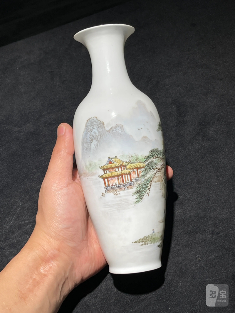 70年代 薄胎粉彩山水纹瓶一对 - 图5